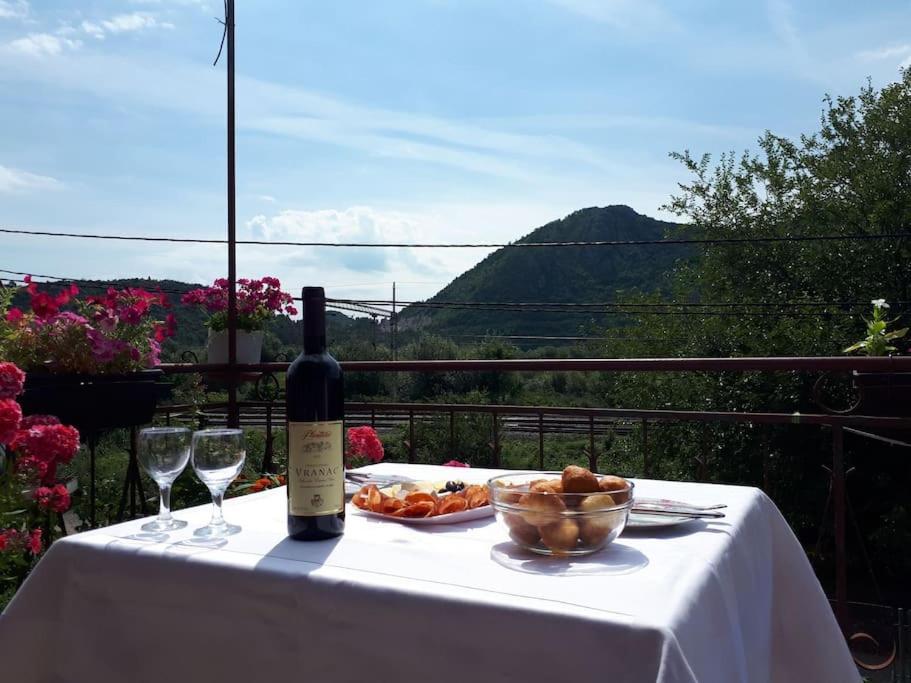 B&B Ana Virpazar Exterior photo